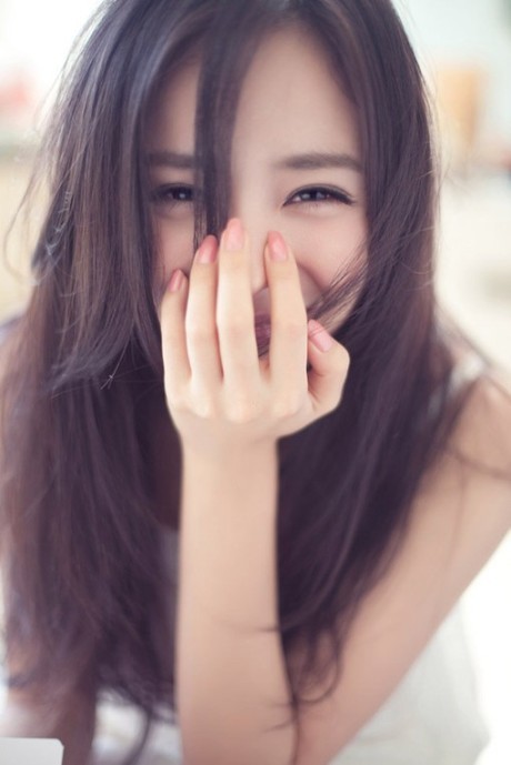 วิธีสร้างรอยยิ้มบนใบหน้าให้ดูมีเสน่ห์ ตามแบบฉบับของสาวญี่ปุ่น!!