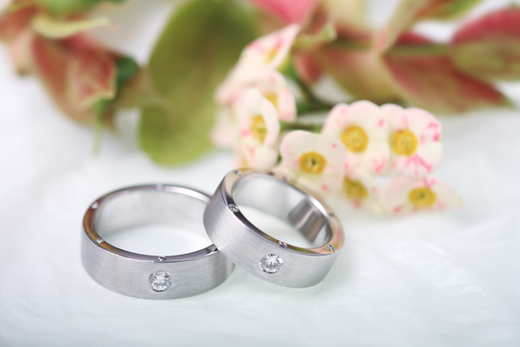 เพราะงานแต่งงานคือวันสำคัญสำหรับคู่รัก มาดู 10 เคล็ดลับเลือกแหวนแต่งงาน