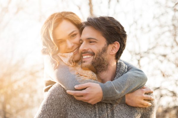 8 วิธี บริหารความรัก ให้ดีต่อใจ ต่ออายุความสัมพันธ์ให้ยาวนาน