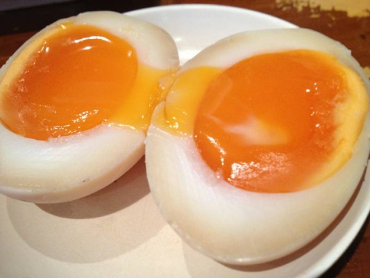 เปลี่ยนไข่ธรรมดา ให้เป็น ไข่เป็ดต้มยางมะตูม ด้วยสูตรเทพ ๆ ที่ตามหากันมานาน อร่อยมาก ๆ