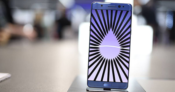 Samsung ประกาศหยุดการผลิตและจำหน่าย Samsung Galaxy Note 7 ชั่วคราวจนกว่าจะหาข้อสรุปของเหตุการณ์แบตเตอรีลุกไหม้ในเครื่องล็อตใหม่ได้