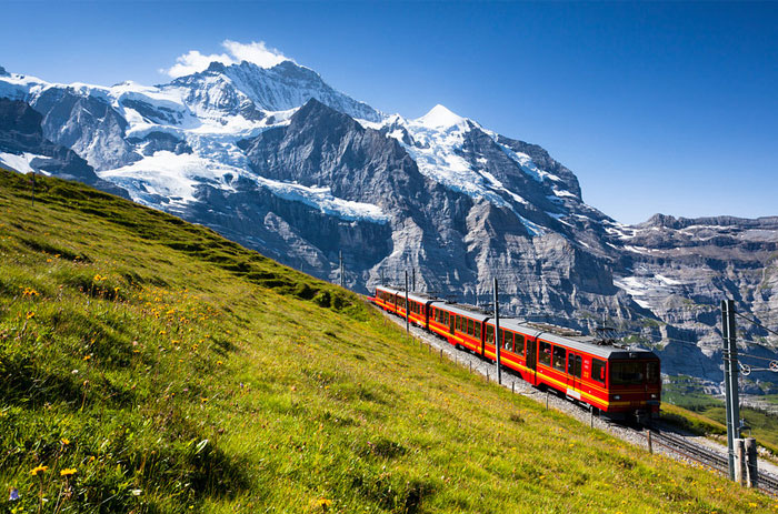 6 เส้นทางรถไฟที่สวยและโรแมนติกที่สุดในยุโรป จนชีวิตนี้ต้องหาโอกาสไปเห็นกับตา