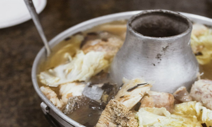 รับรองฟิน! ถ้าได้ซดน้ำซุปร้อน ๆ เนื้อปลานุ่ม ๆ จากร้านฉัวคิมเฮง