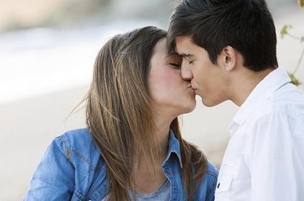 17 ประเภทของการจูบ! จ๊วบจ๊าบ ประทับปาก ที่คุณไม่เคยรู้