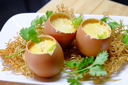 ไข่ตุ๋นในเปลือกไข่ เมนูไข่สุดน่ารัก กินง่ายใครก็ชอบ