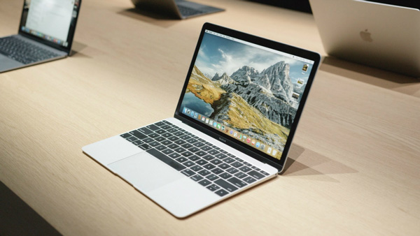 แอปเปิล จ่อเปิดตัว MacBook Pro รุ่นใหม่ปลายปีนี้ ด้วยหน้าจอแบบ OLED และรองรับ Touch ID บนดีไซน์บางเฉียบและเบากว่าเดิม