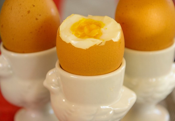 ไขข้อข้องใจ! กินไข่ต้มลดน้ำหนัก ลดความอ้วนได้จริงไหม?