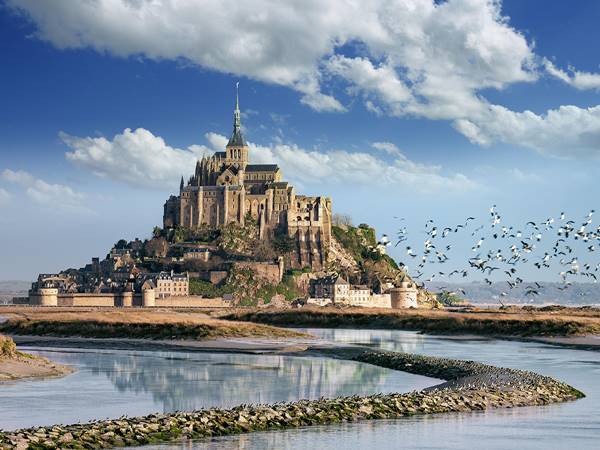 ชมภาพบรรยากาศ มงต์ แซงต์ มิเชล วิหารกลางทะเลแห่งประเทศฝรั่งเศส สถานที่ท่องเที่ยวสุดสวยงามน่าอัศจรรย์